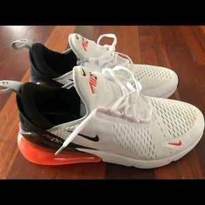 Men’s Nike shoes